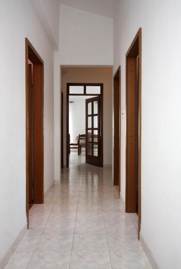 Apartments With A Parking Space Kastel Stafilic, Kastela - 5219 Extérieur photo