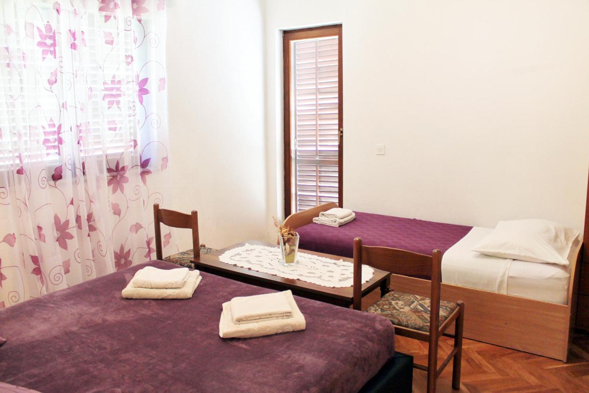 Apartments With A Parking Space Kastel Stafilic, Kastela - 5219 Chambre photo